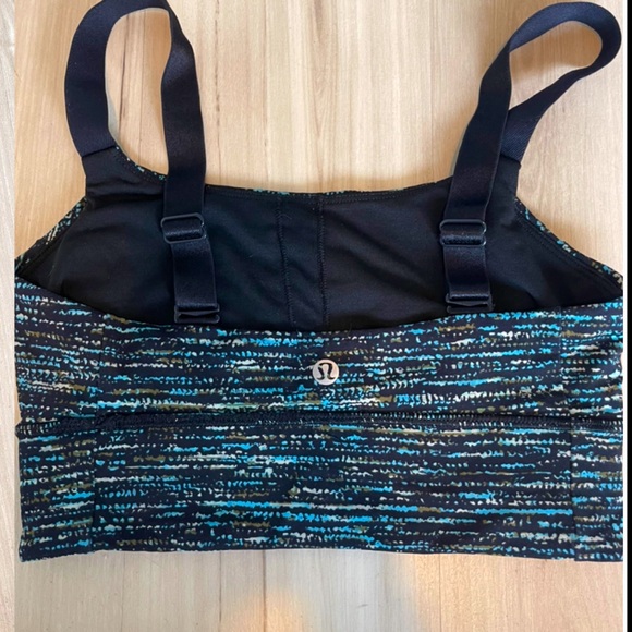 Size 4 Lululemon Adjustable Strap Sports Bra - Blue, Black, and Lime - Picture 2 of 2
